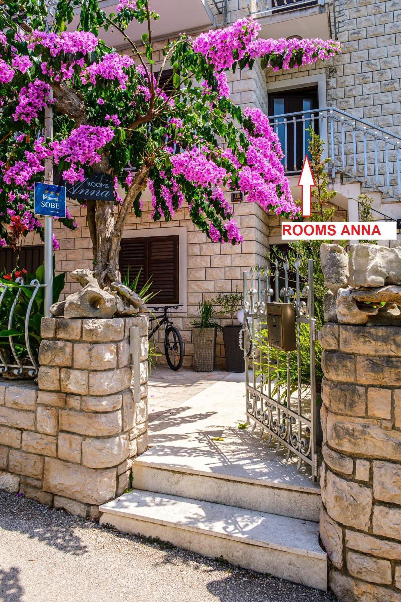 Rooms Anna Milna  Exterior foto
